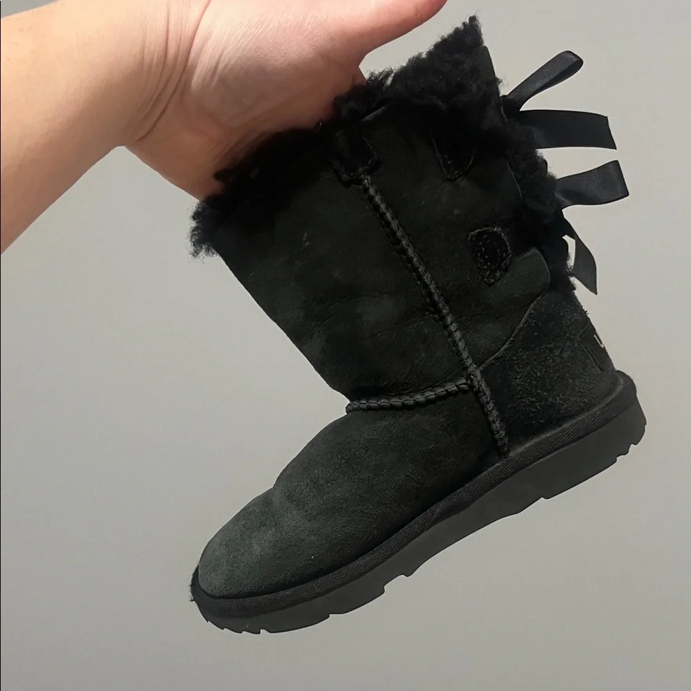 UGG Bailey Bow Black Boots Girls Toddler 12 Adorable Classic